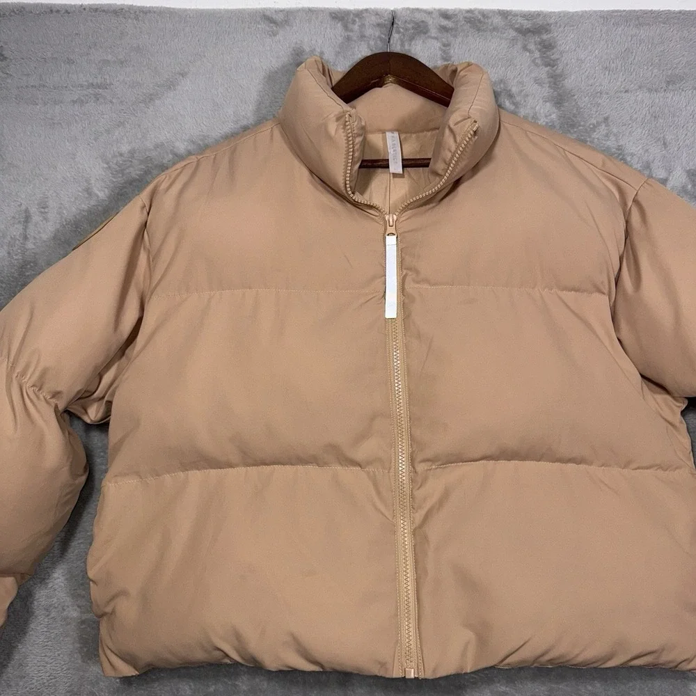 FABLETICS Wander Cropped Puffer‎ Women's Size MED Peachy Pink